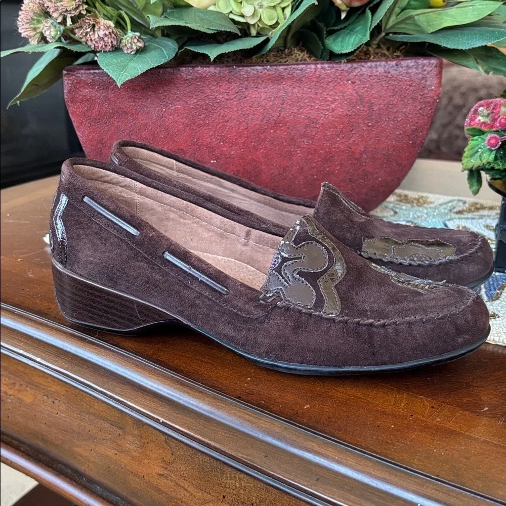 Hush Puppies Genuine Suede Regent Chocolate Brown Slip On Loafers Floral Flats